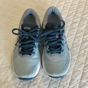 ASICS Women’s GT-2000 9